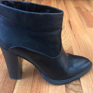 Crown Ladies 3" heel black boots